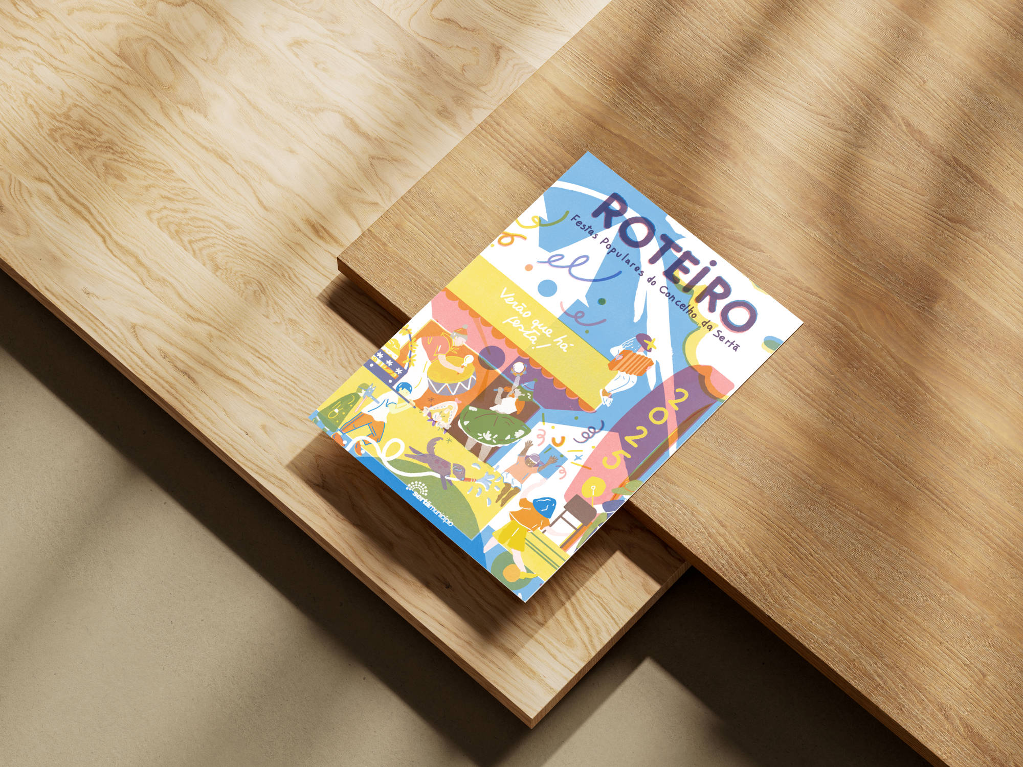 A close-up of the guide's front cover, showing the main title and an illustration by Carolina Maria.
